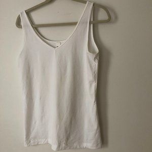 white tank